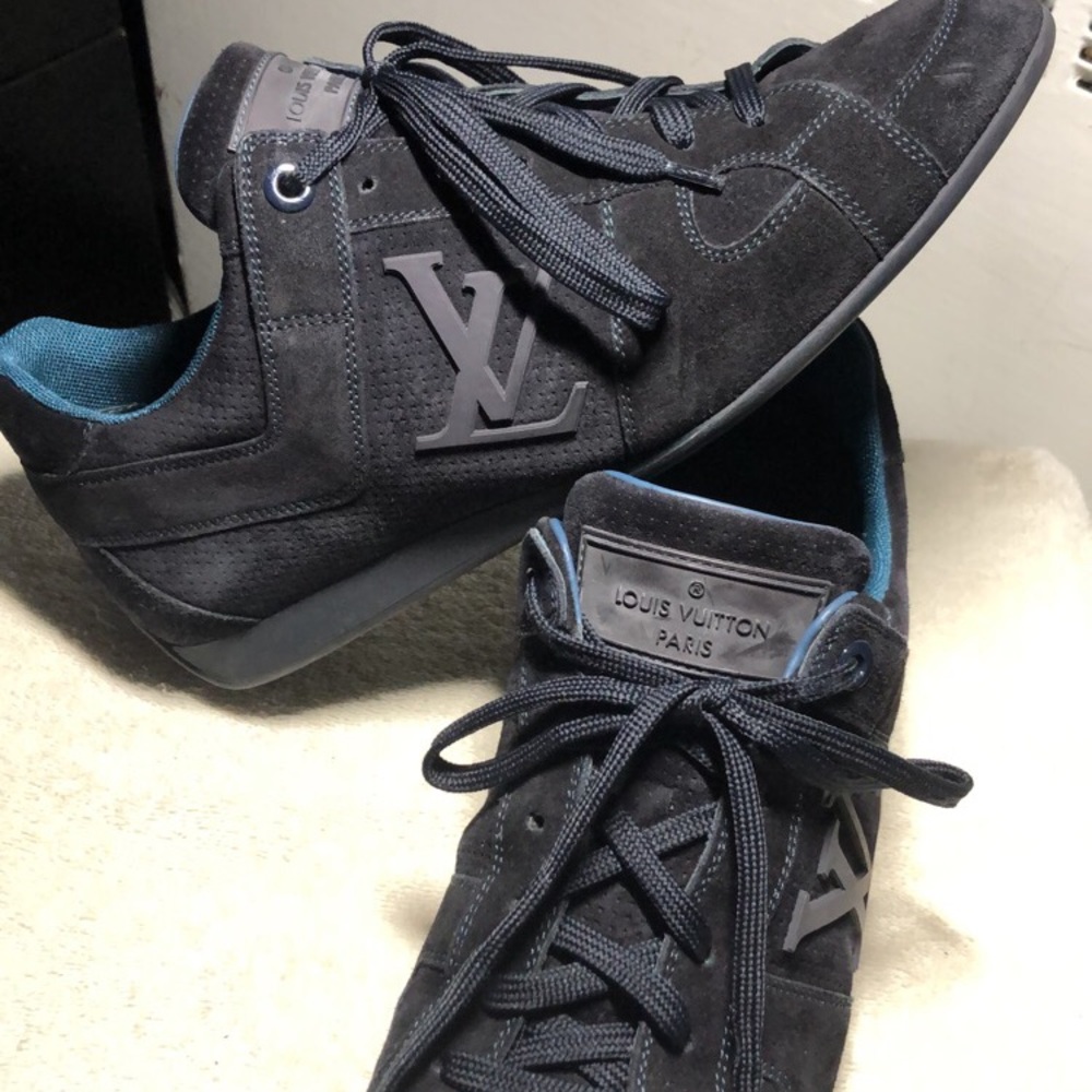 Louis Vuitton Dark Blue Suede Lace up - Picture 3 of 4